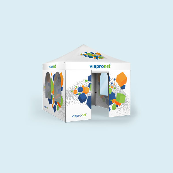 Cloisons: 1 x pleine, 2 x avec fenêtres arquées, 1 x avec porte centrale