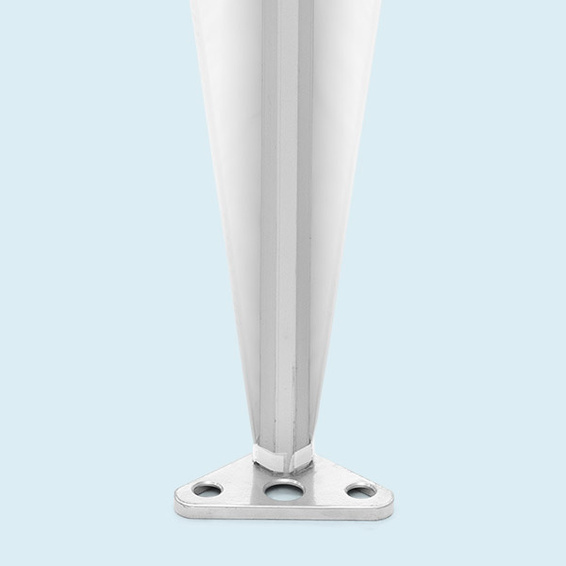 Fixation de la partie inférieure du cache-poteau par bande scratch