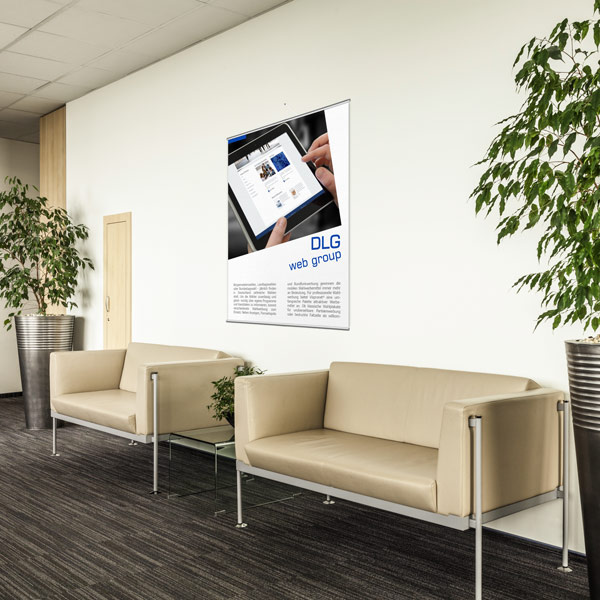 Présentation de l'entreprise sur kakémono - ici : 90 x 120 cm