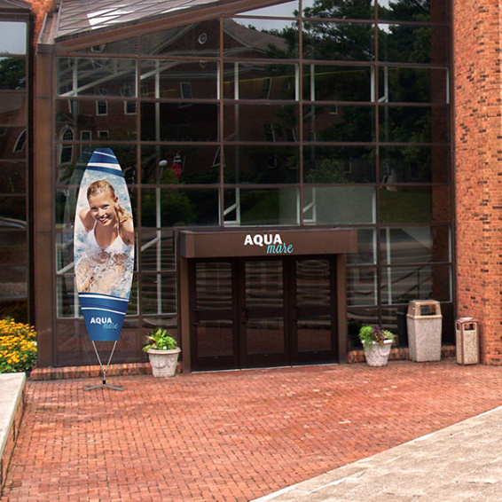 Bowflag® Premium Surfer sur axe rotatif et ressort sur pied cruciforme