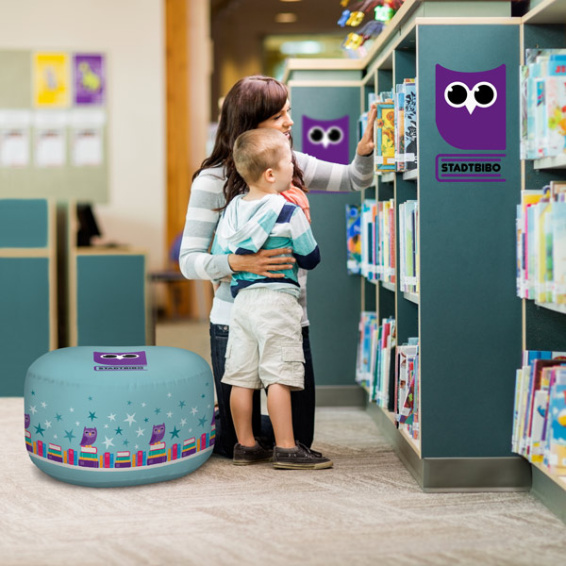 Pouf Air - siège confortable dans une bibliothèque