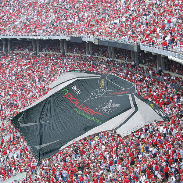 Fan Banner, forme T-Shirt géant, taille 18 x 15 m