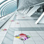 Publicité sur film autocollant pour sol - points colorés dans des halls d'attente