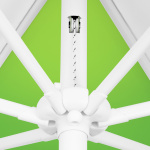 Petit parasol avec manivelle, détail du mécanisme à corde