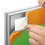 Display Wand Q-Frame®, Motivwechsel