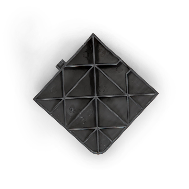 Coin pour plaque de fond, face inférieure