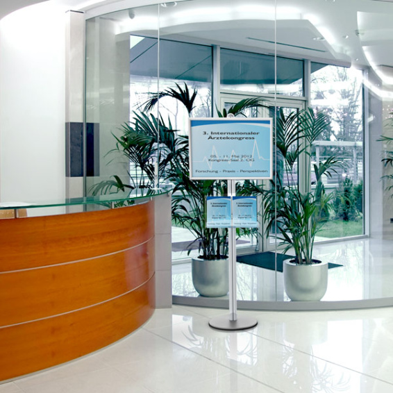 Tableau d'information B2 pour l'annonce d'événements