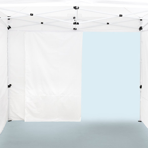 Fonction de porte : paroi rabattable sur le côté pour créer une porte