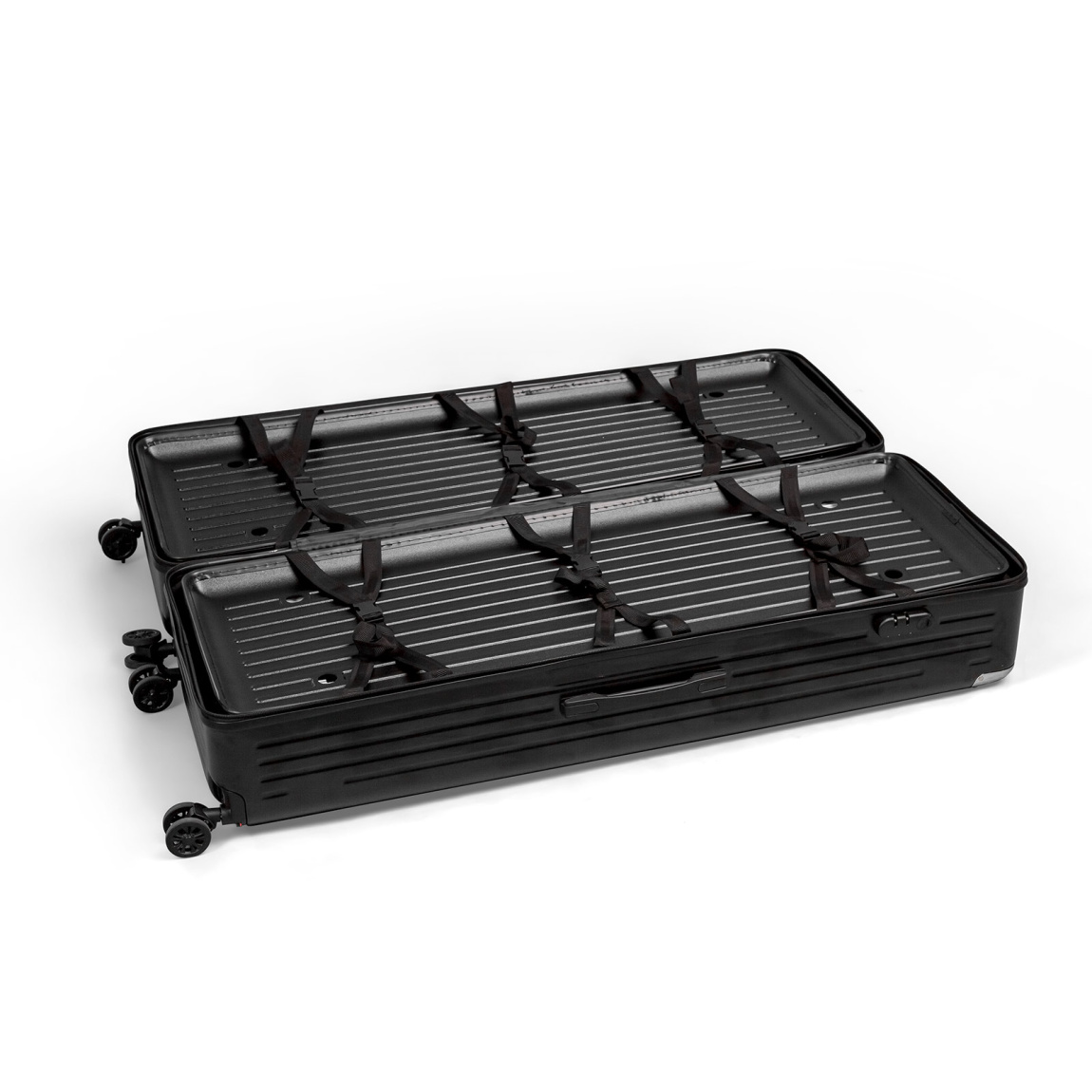 Mallette avec agencement intérieur bien pensé