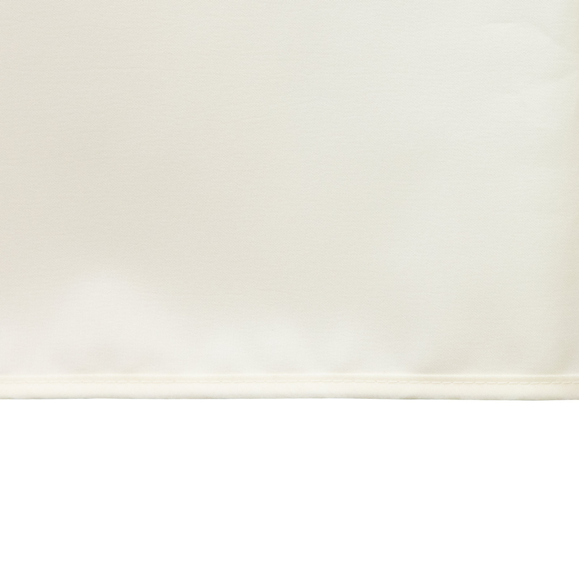 Volant avec bande de bordure assortie en couleur