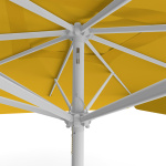 Parasol orange, 300 x 300 cm, détail du cordon de tirage