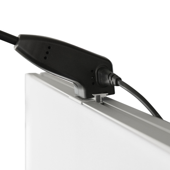 Fixation du câble de connexion sur le spot LED