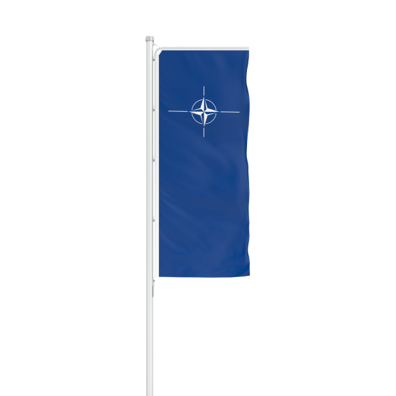 Drapeau de l'OTAN en format vertical avec présentoir de drapeaux Basic