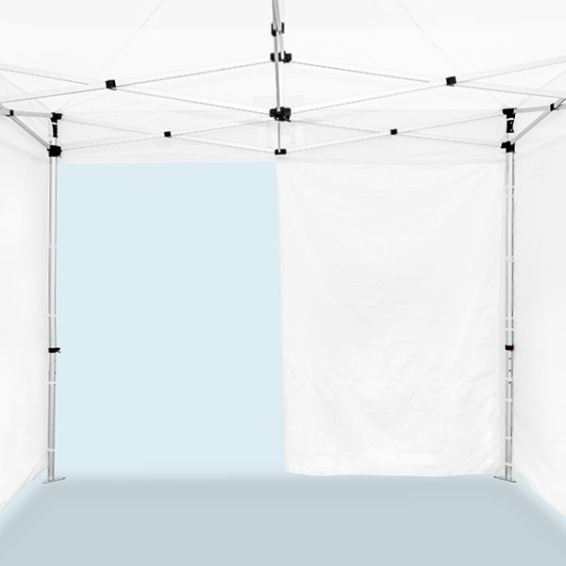 Fonction de porte : la cloison pleine peut être repliée sur le côté