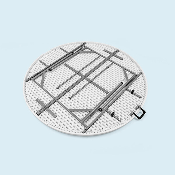 Table ronde pliable, structure repliée, plateau pliable en 2