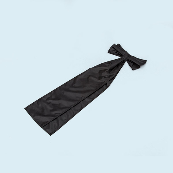 Nœud noir pour mise en berne de drapeau, oriflamme ou bannière