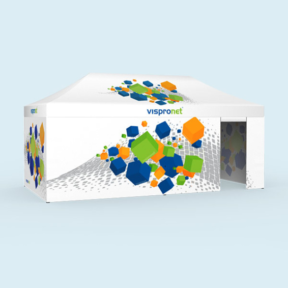 Cloisons: 3 pleines, 1 avec porte à droite