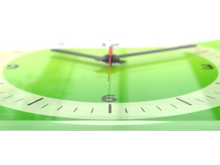 Horloge de table en verre acrylique avec surface brillante