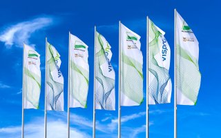 Publicité par drapeaux avec GREEN Plus