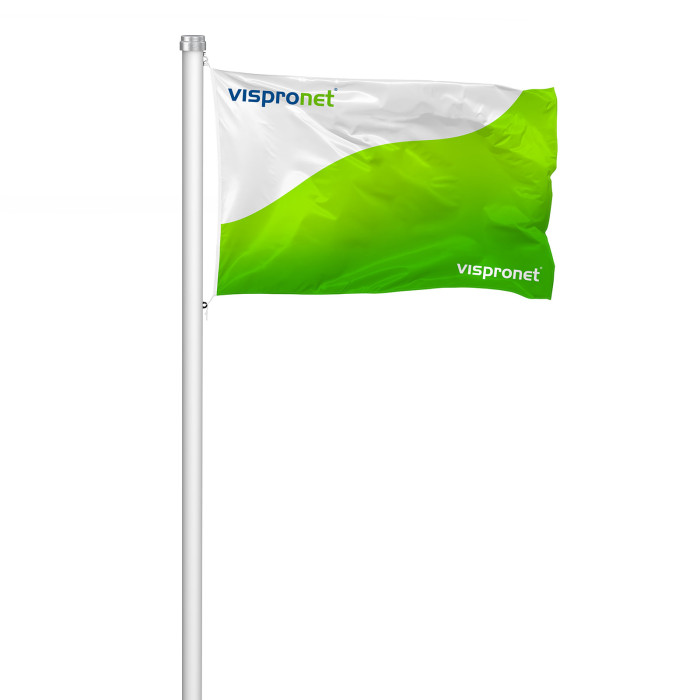 Drapeaux hissés au format horizontal